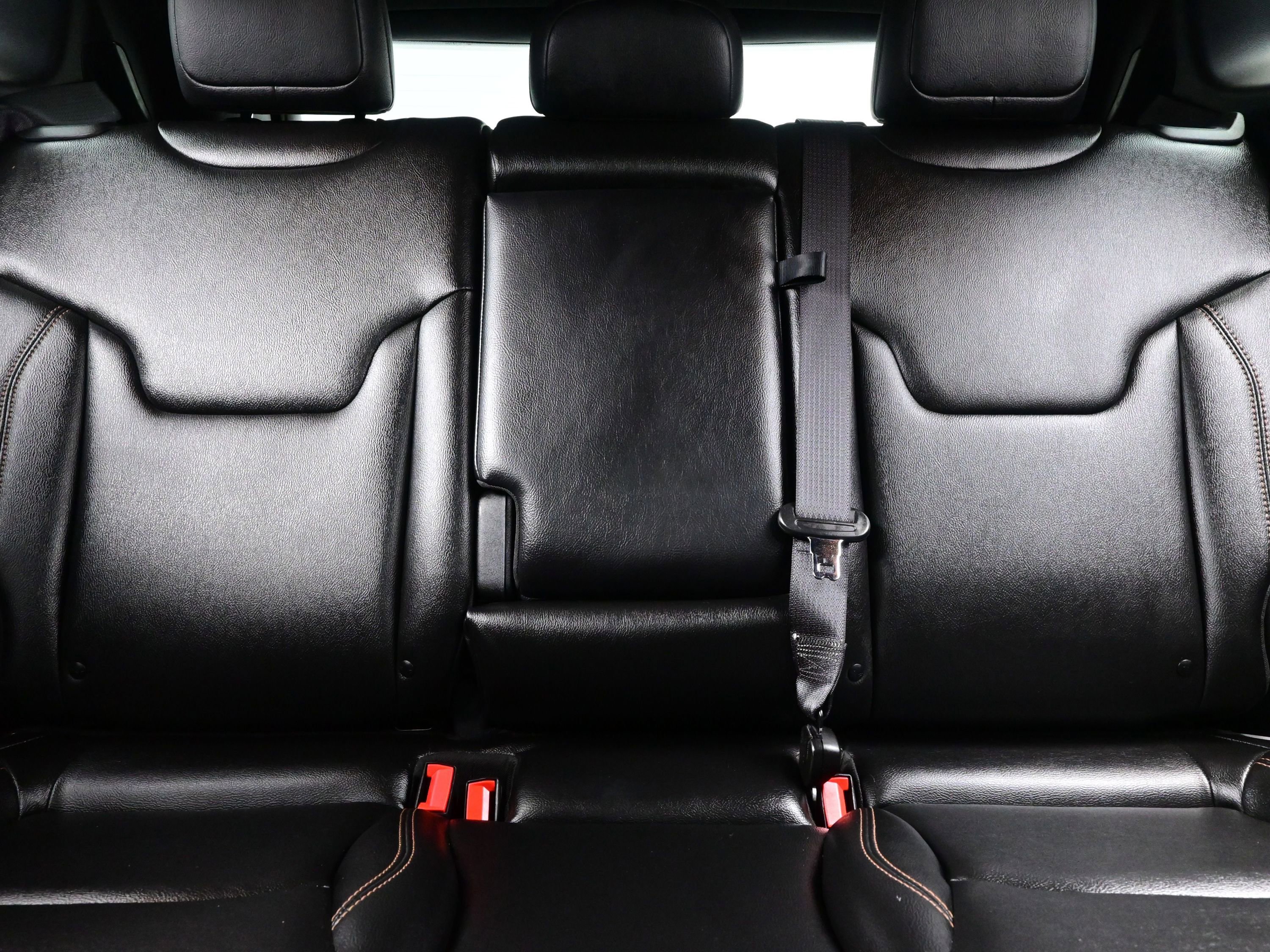 Used 2023 Jeep Compass Latitude image 16