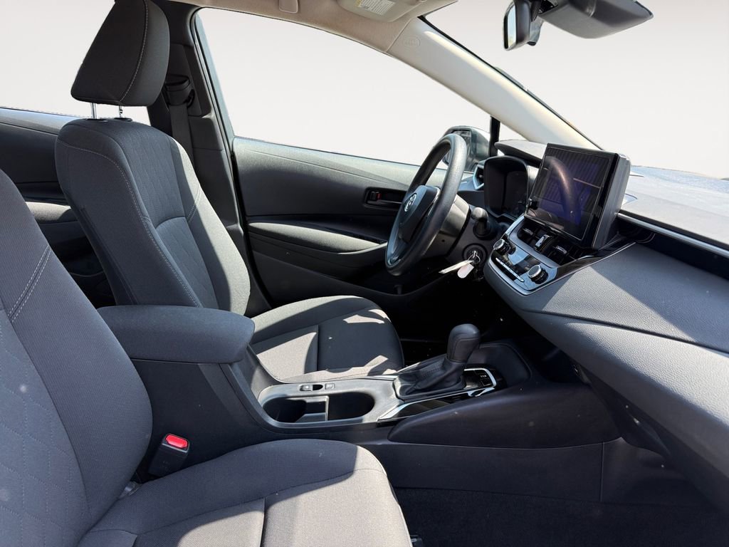 Used 2024 Toyota Corolla LE FWD image 15