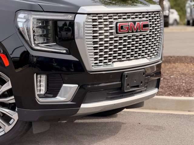 Used 2023 GMC Yukon Denali AWD/4WD image 3