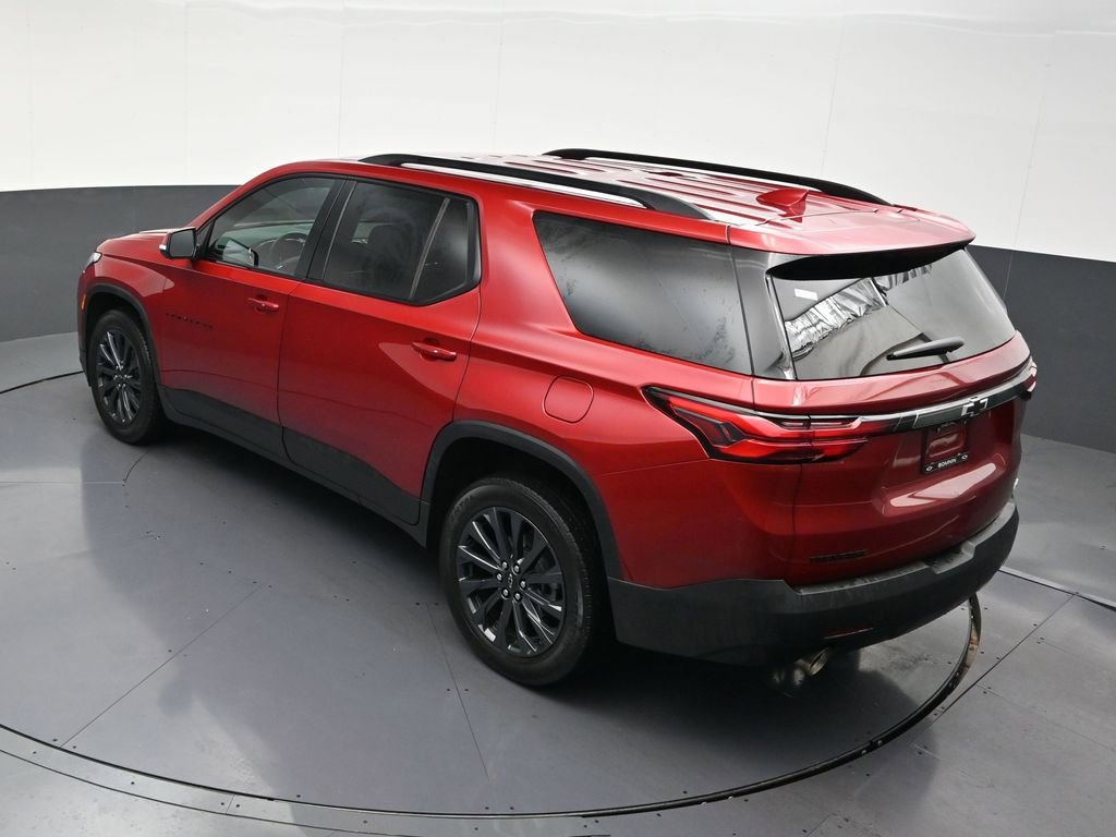 Used 2023 Chevrolet Traverse RS image 18