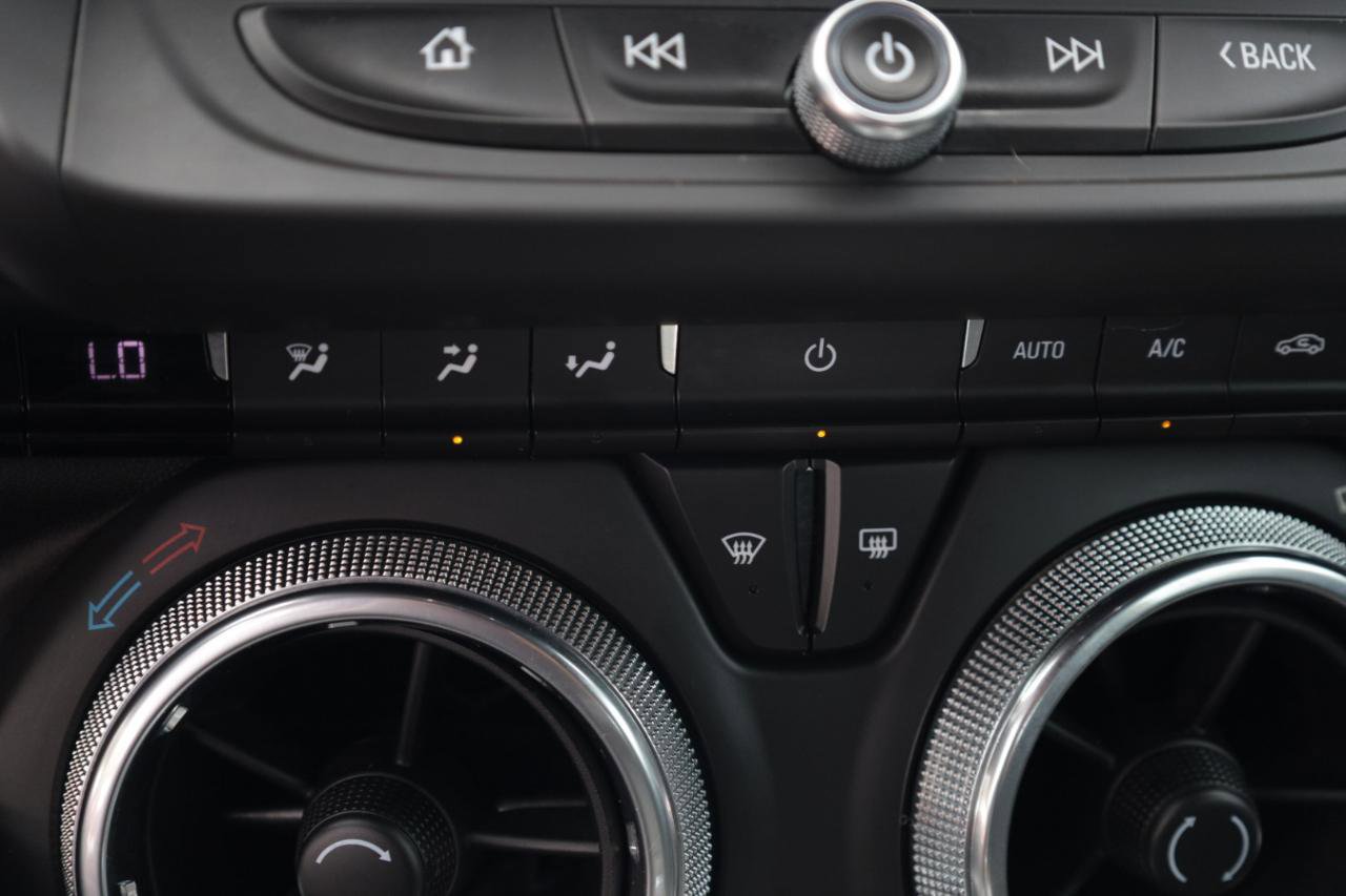 Used 2019 Chevrolet Camaro SS RWD image 11