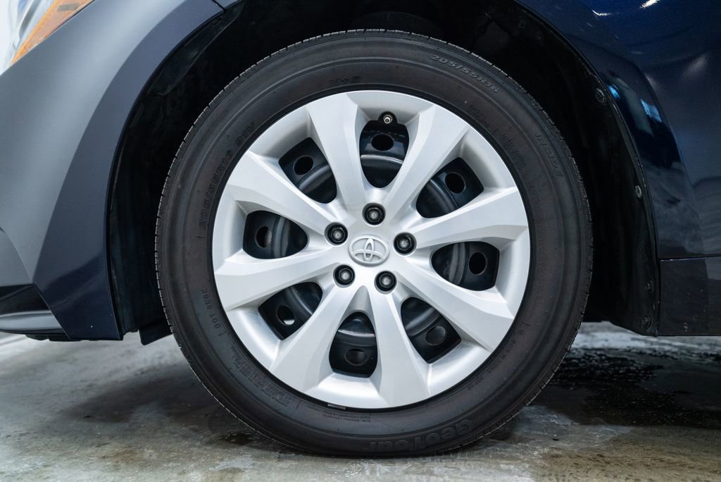 Certified 2020 Toyota Corolla LE image 11