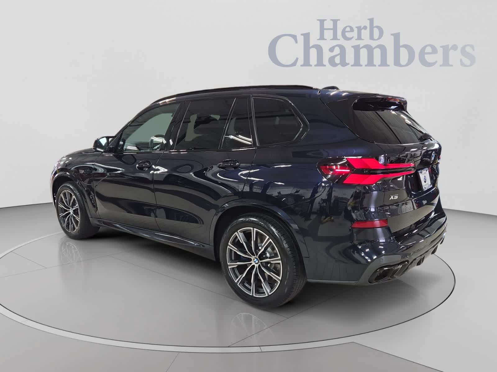 Used 2024 BMW X5 M60i w/ Executive Package AWD/4WD image 3