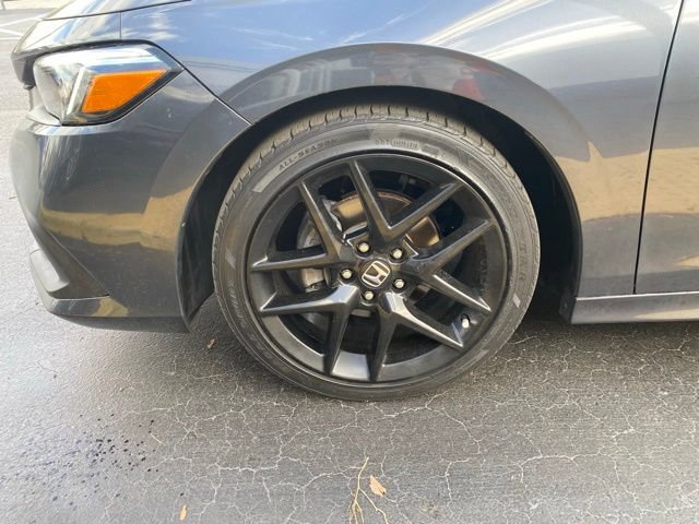 Used 2023 Honda Civic Sport image 12