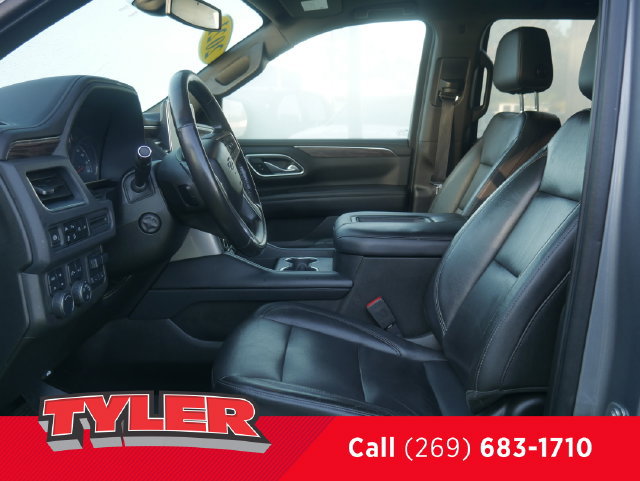 Used 2021 Chevrolet Tahoe Z71 w/ Z71 Signature Package AWD/4WD image 39