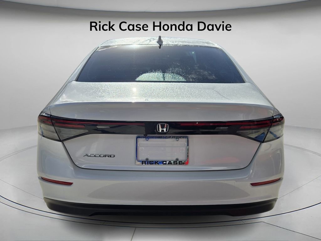 Certified 2024 Honda Accord LX image 5