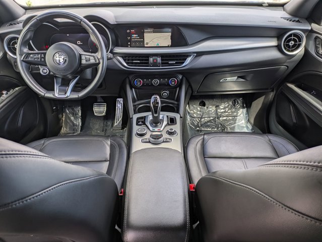 Used 2024 Alfa Romeo Stelvio Ti image 19