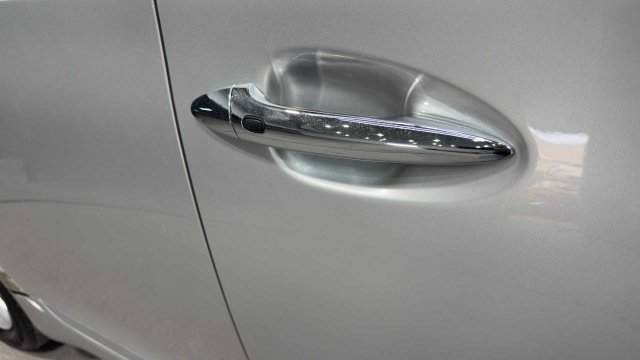 Used 2007 Lexus LS 460 RWD image 11