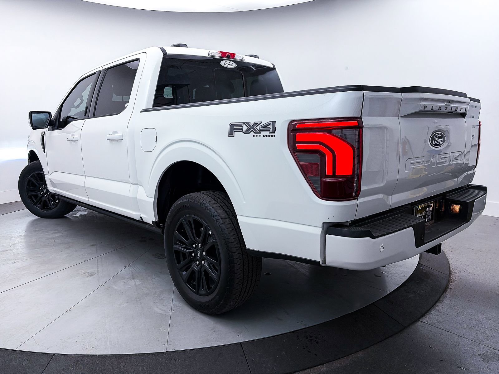 Used 2025 Ford F150 Platinum w/ FX4 Off-Road Package image 2
