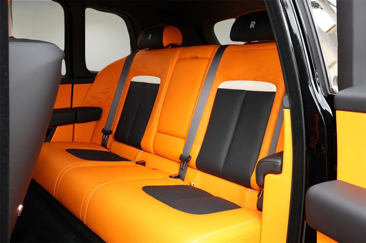 Used 2025 Rolls-Royce Cullinan image 15