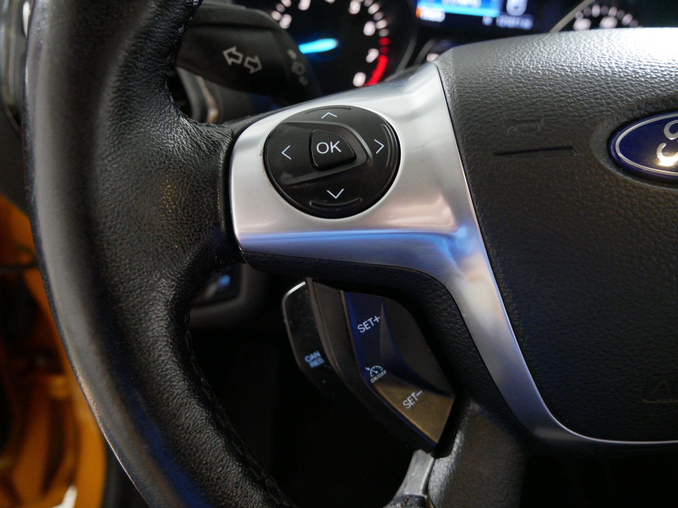 Used 2016 Ford Escape Titanium AWD/4WD image 27