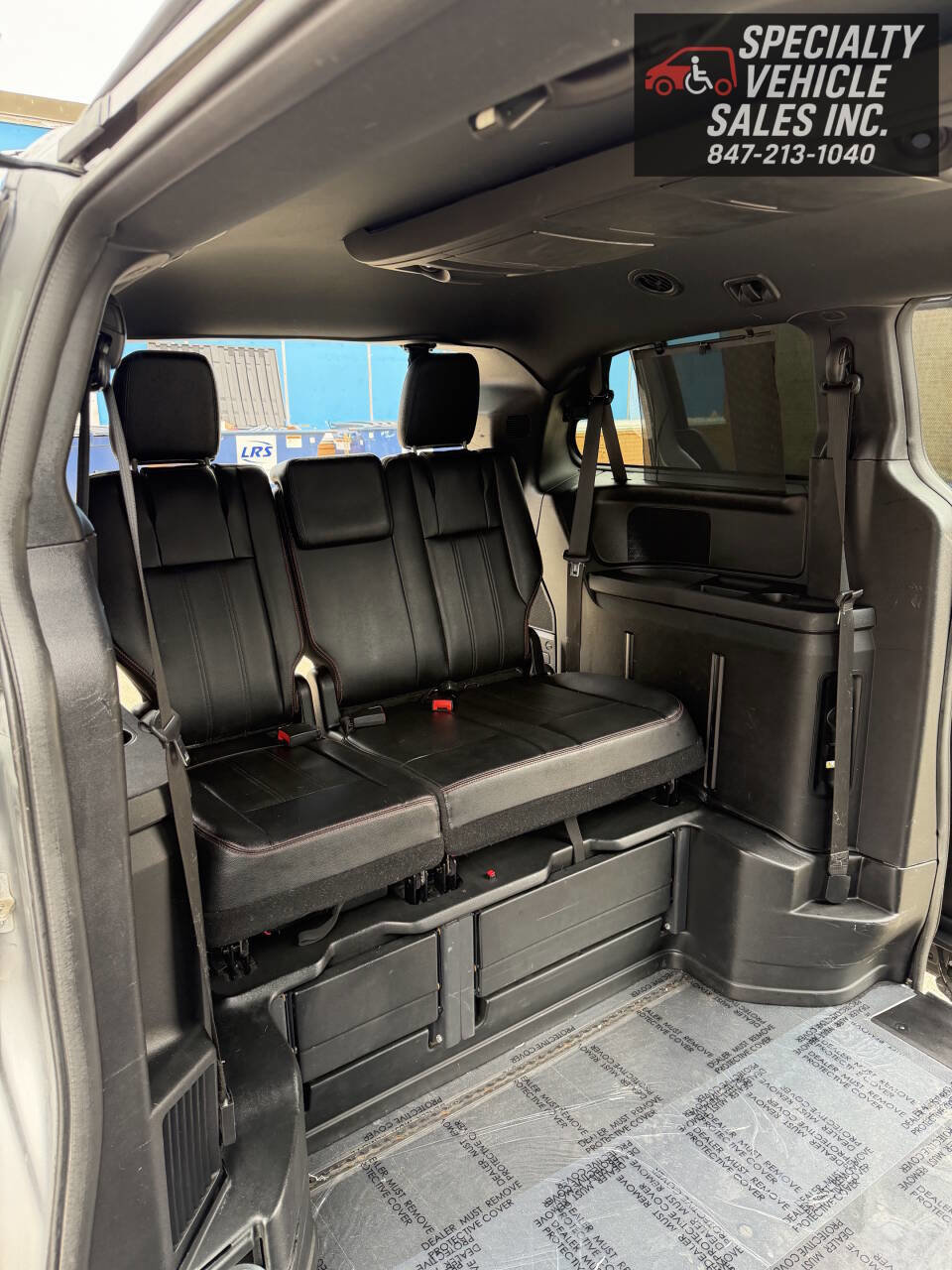 Used 2014 Dodge Grand Caravan R/T image 22