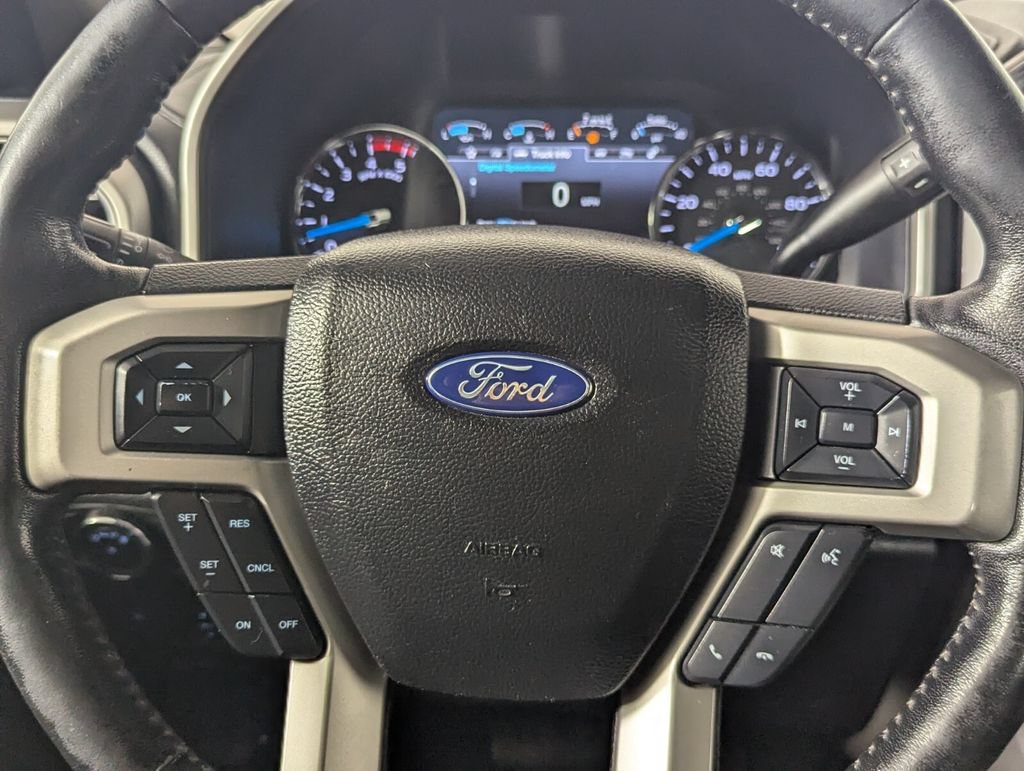 Used 2017 Ford F250 Lariat w/ Lariat Ultimate Package AWD/4WD image 15