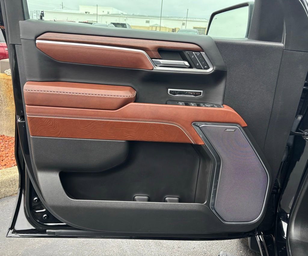 Used 2023 GMC Sierra 1500 Denali Ultimate image 11