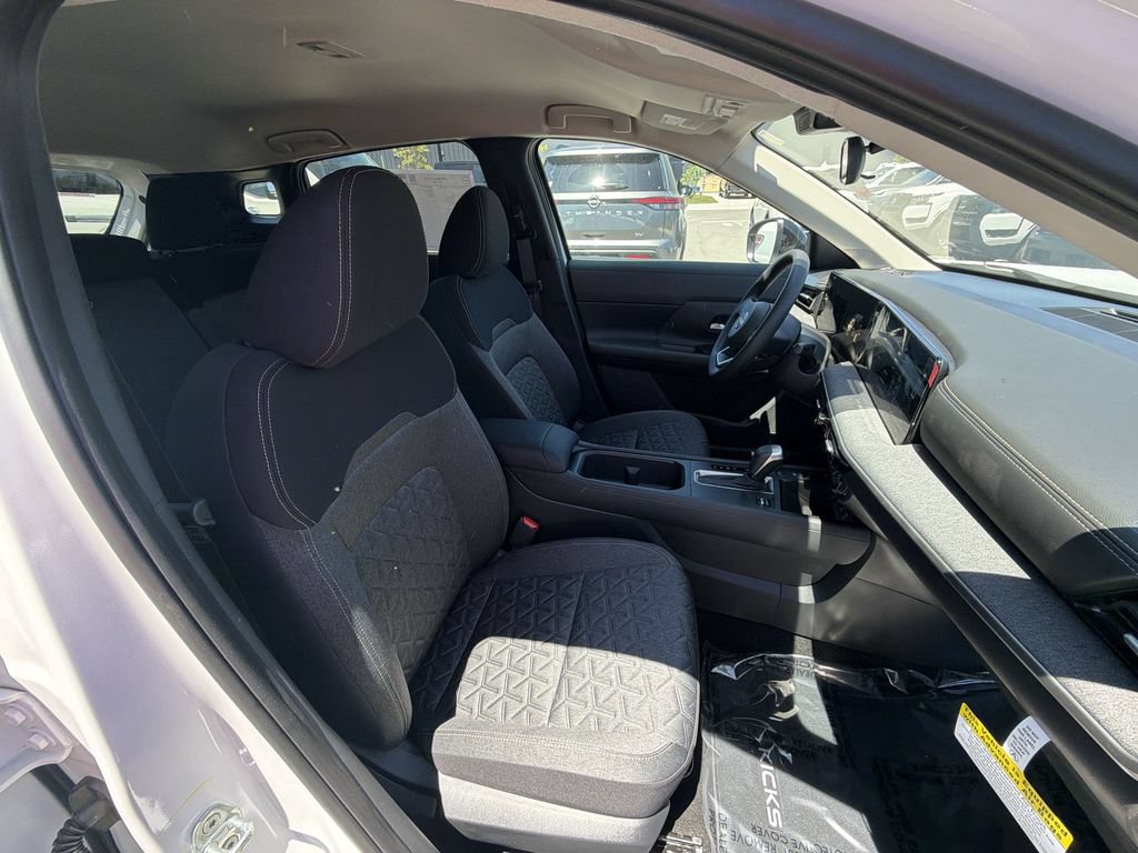 New 2026 Nissan Kicks SV w/ Cold Weather Package AWD/4WD image 20