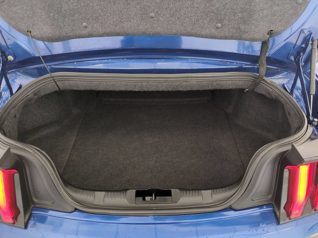 Used 2022 Ford Mustang Premium RWD image 23