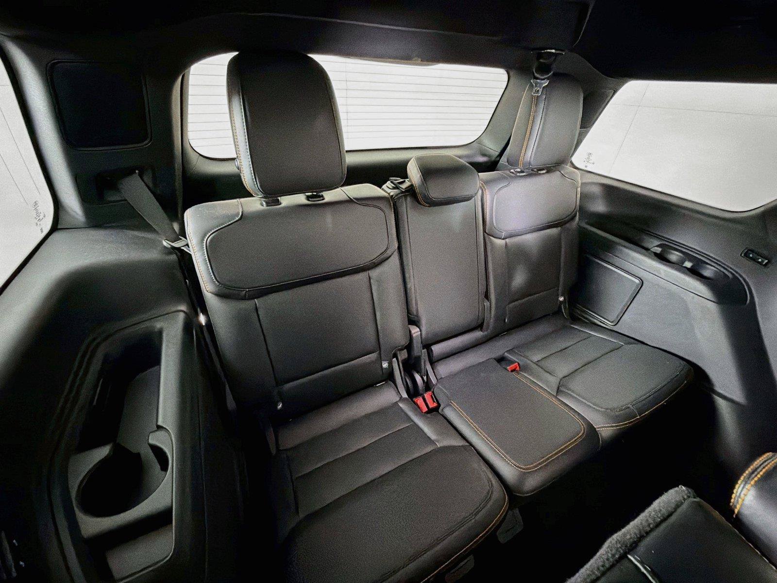 Used 2025 Ford Expedition Tremor AWD/4WD image 42