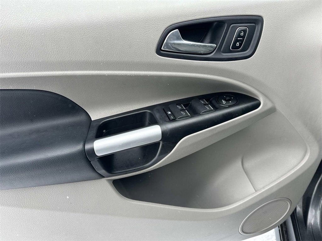 Used 2019 Ford Transit Connect Titanium w/ Trailer Tow Package image 15