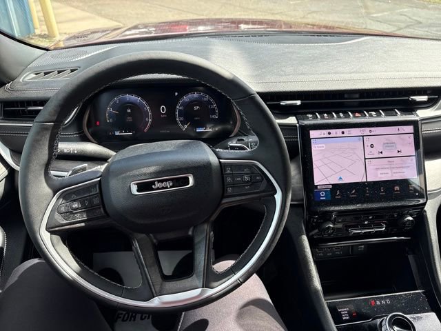 Used 2024 Jeep Grand Cherokee Limited w/ Trailer Tow Package AWD/4WD image 11