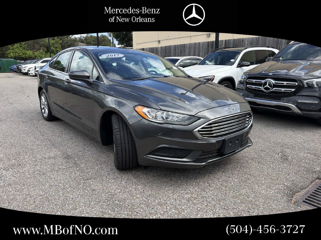 Used 2017 Ford Fusion SE w/ Fusion SE Technology Package