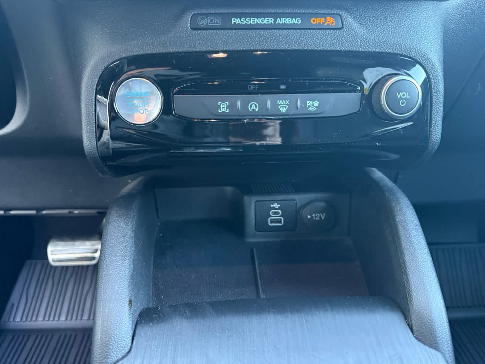 Used 2024 Ford Escape ST-Line w/ Tech Pack #1 AWD/4WD image 14