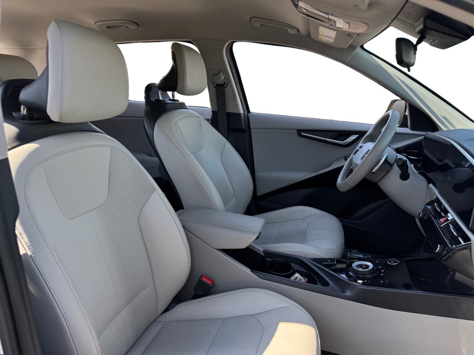 Used 2023 Kia Niro Wind w/ Wind Preserve Package FWD image 15