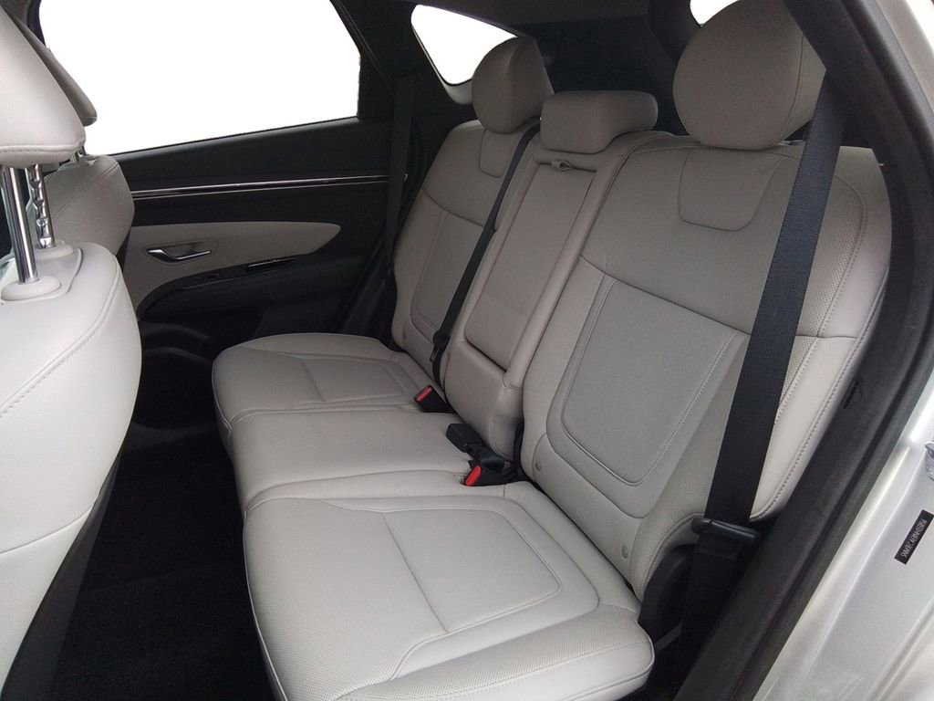 Used 2022 Hyundai Tucson Limited image 13