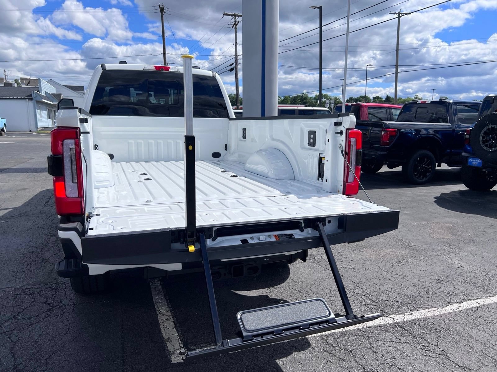 New 2026 Ford F350 Platinum AWD/4WD image 12