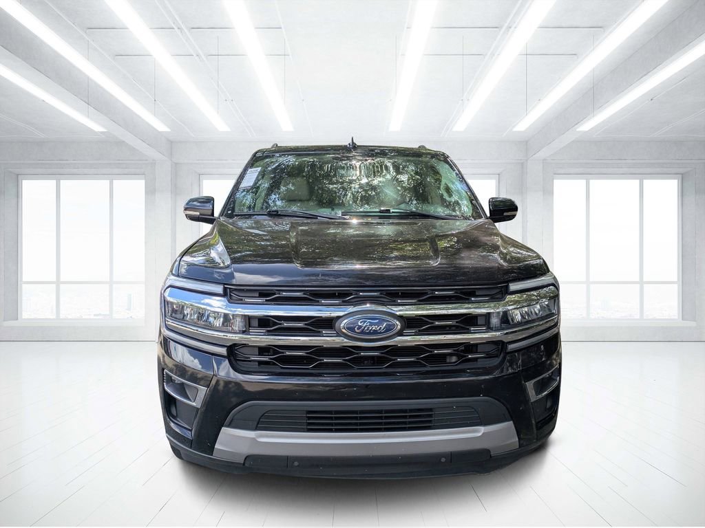Used 2022 Ford Expedition Limited image 8