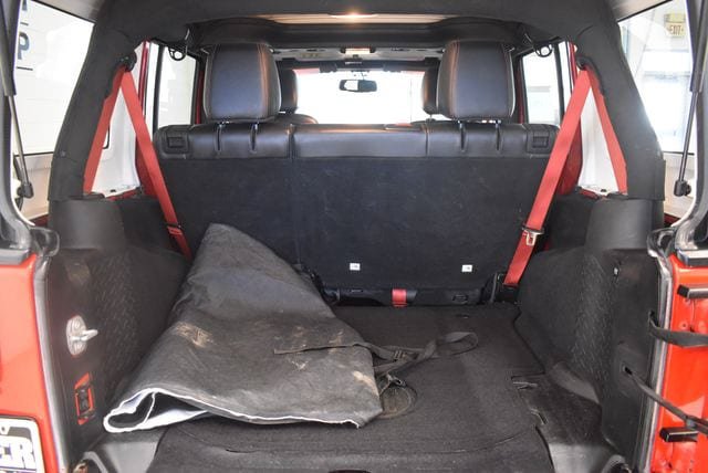 Used 2018 Jeep Wrangler Unlimited Rubicon AWD/4WD image 15