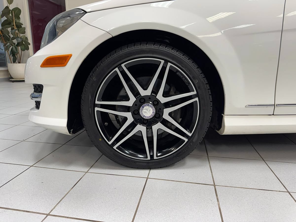 Used 2013 Mercedes-Benz C 300 4MATIC Sedan image 64