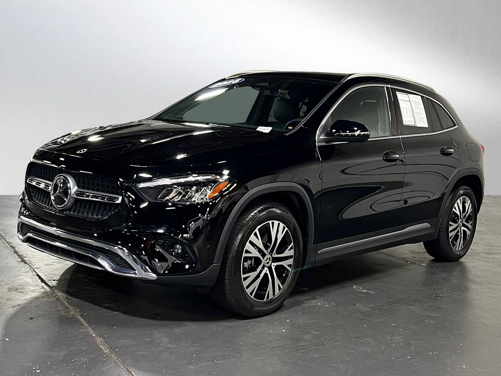 Certified 2025 Mercedes-Benz GLA 250 4MATIC image 3