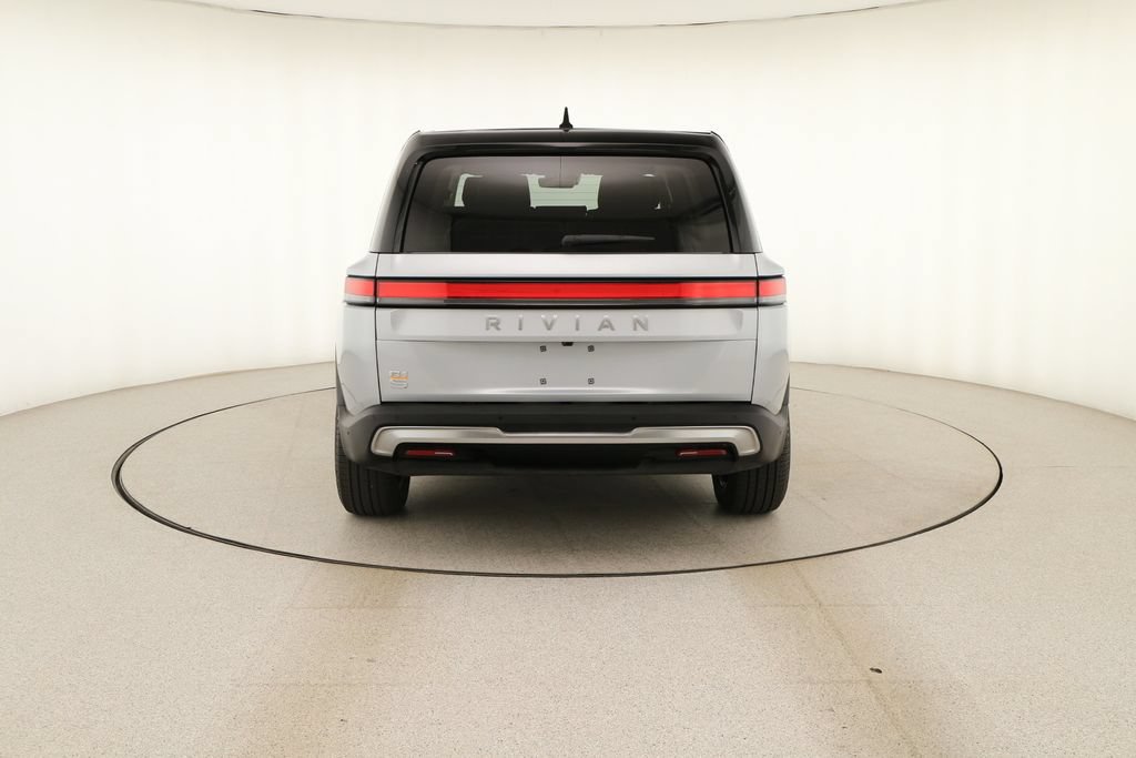 Used 2024 Rivian R1S Adventure AWD/4WD image 5
