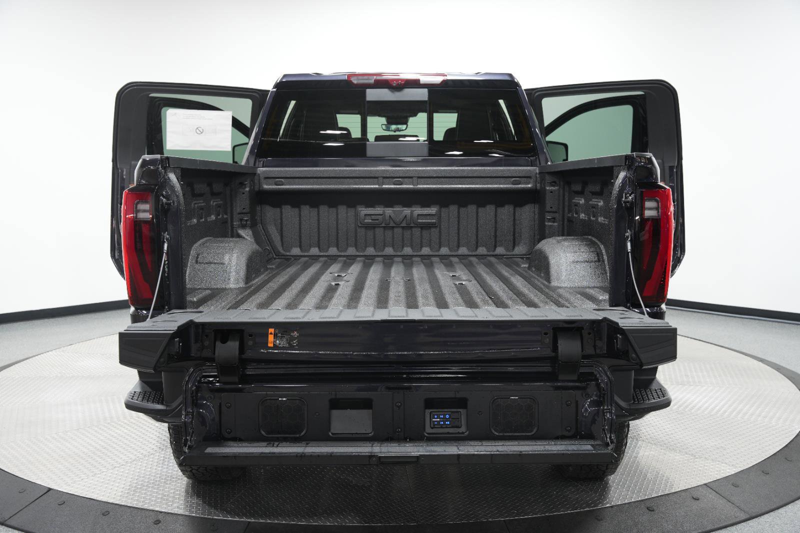 New 2026 GMC Sierra 2500 Denali Ultimate image 13