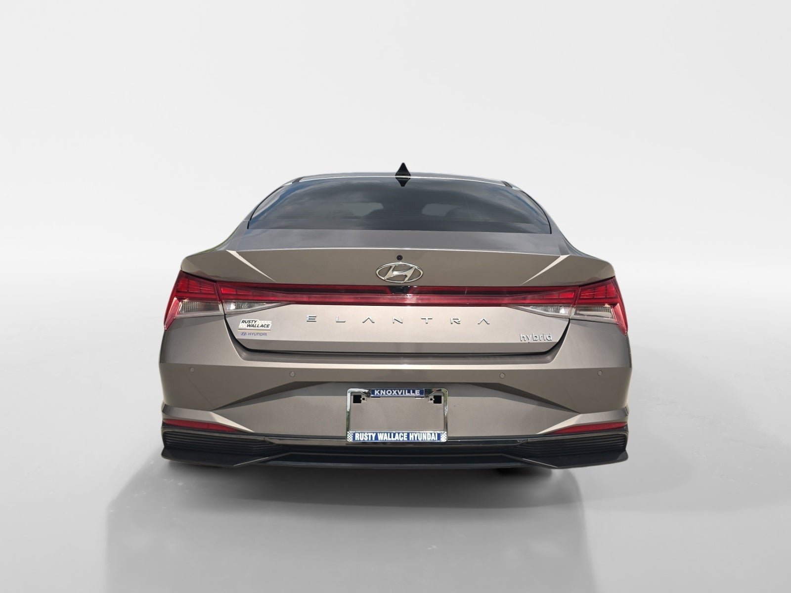 Used 2023 Hyundai Elantra Limited FWD image 4