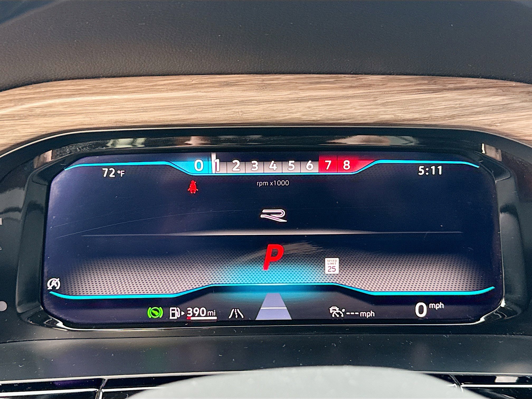 Used 2024 Volkswagen Atlas SEL Premium R-Line image 42