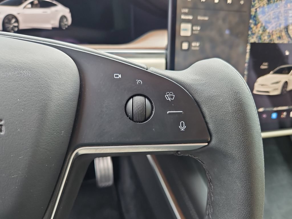 Used 2022 Tesla Model S AWD/4WD image 12