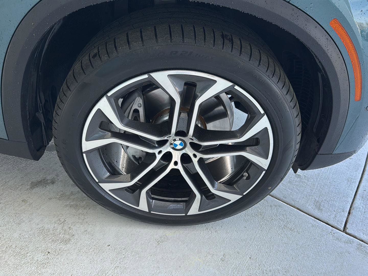 Certified 2024 BMW X5 xDrive40i w/ Premium Package image 35