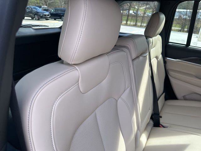 New 2025 Jeep Grand Cherokee Limited w/ Luxury Tech Group II image 30