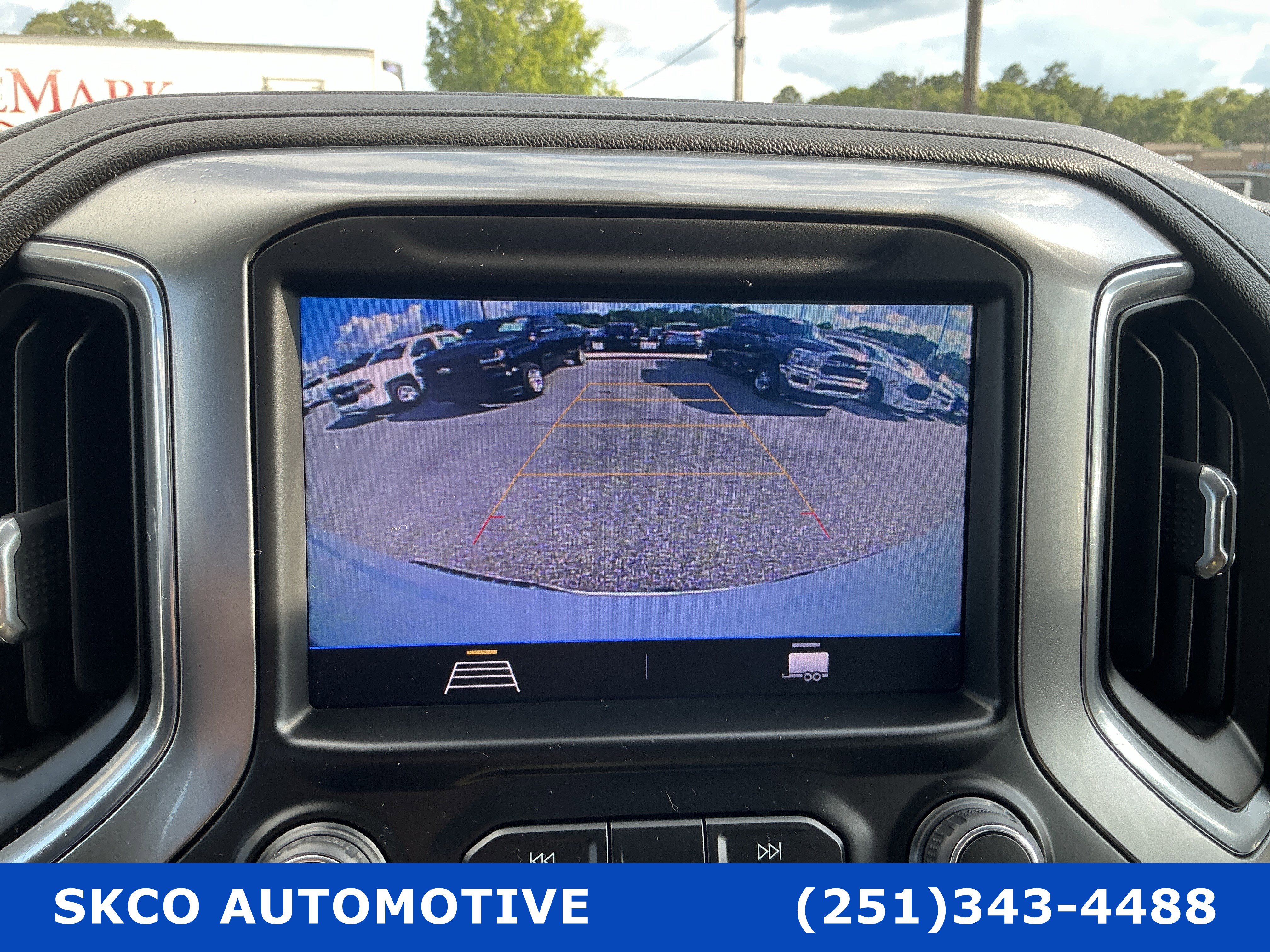 Used 2020 Chevrolet Silverado 1500 RST AWD/4WD image 17