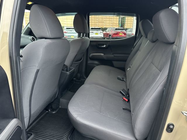 Used 2019 Toyota Tacoma TRD Off-Road image 11