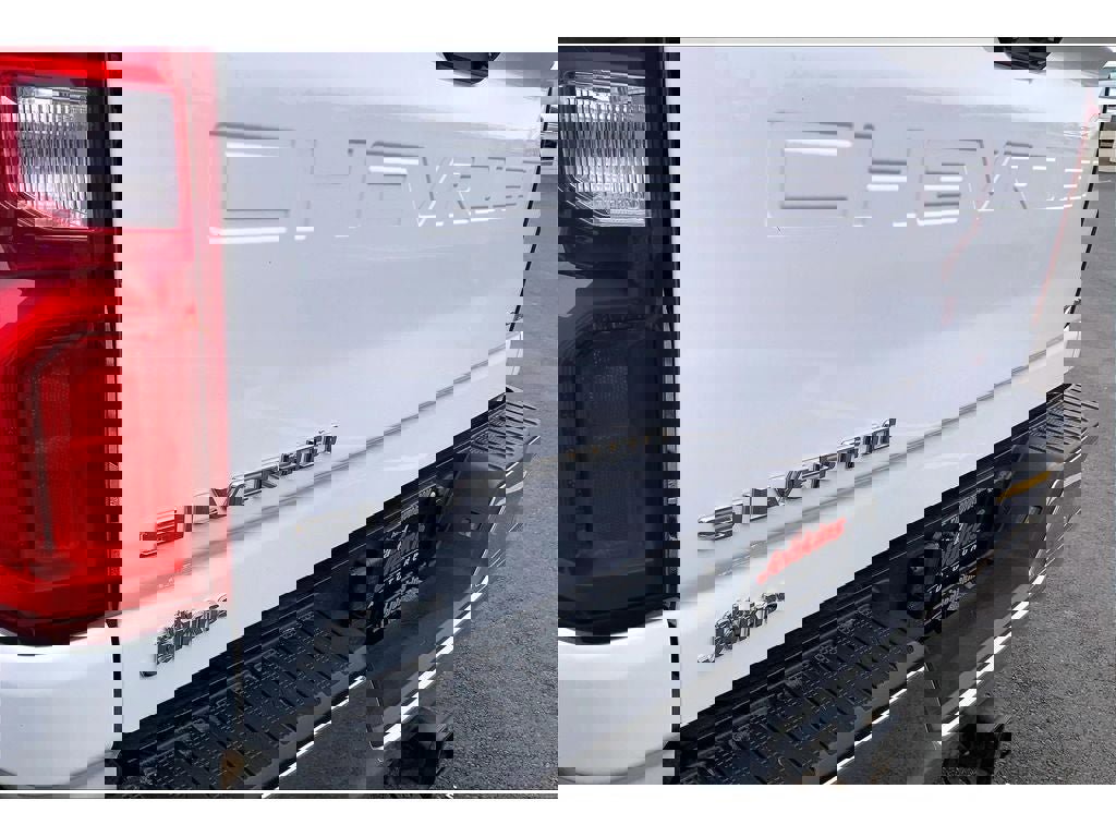 Used 2022 Chevrolet Silverado 3500 LTZ w/ Gooseneck/5TH Wheel Package image 9