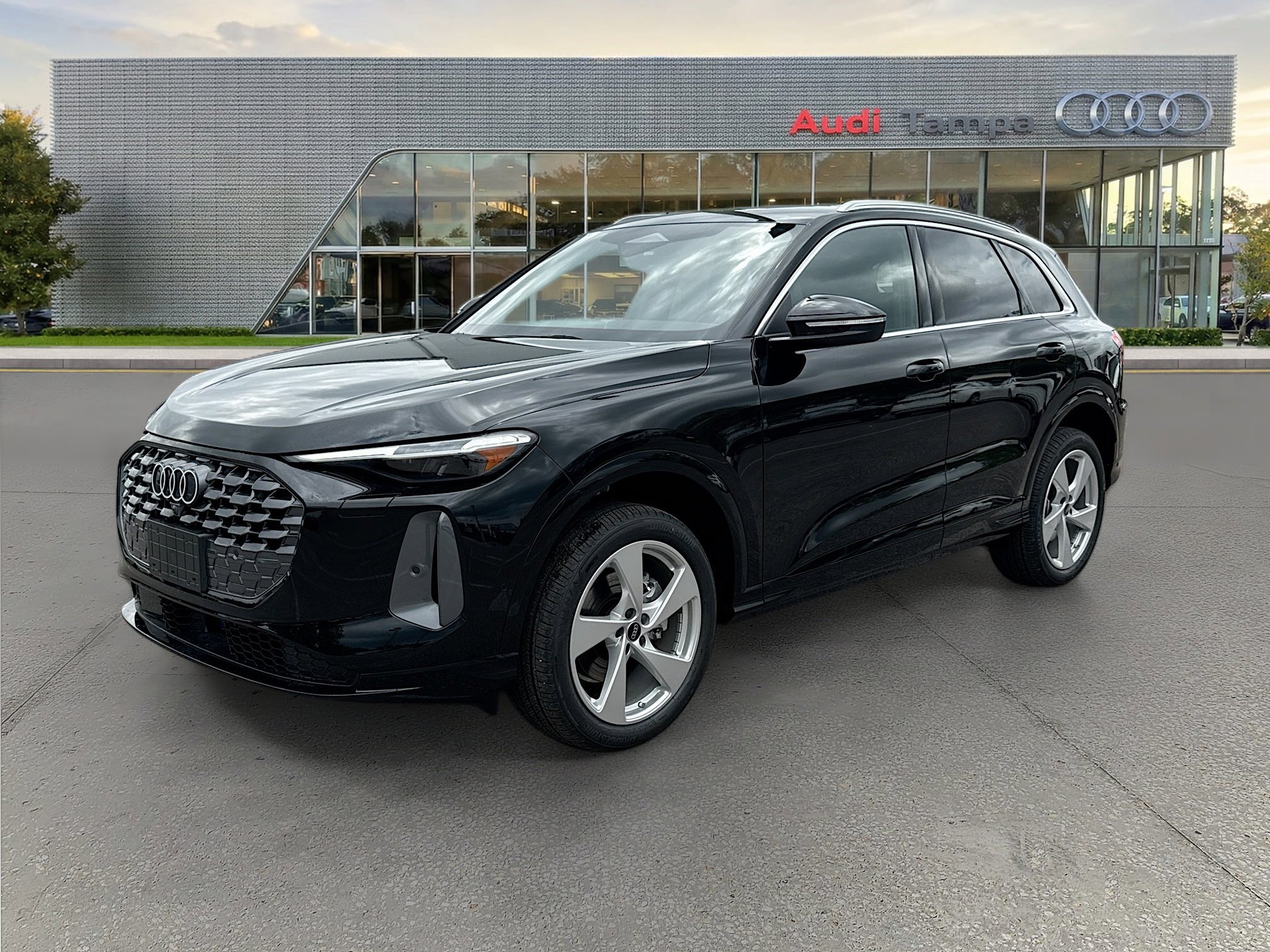 New 2025 Audi Q5 Premium Plus image 7