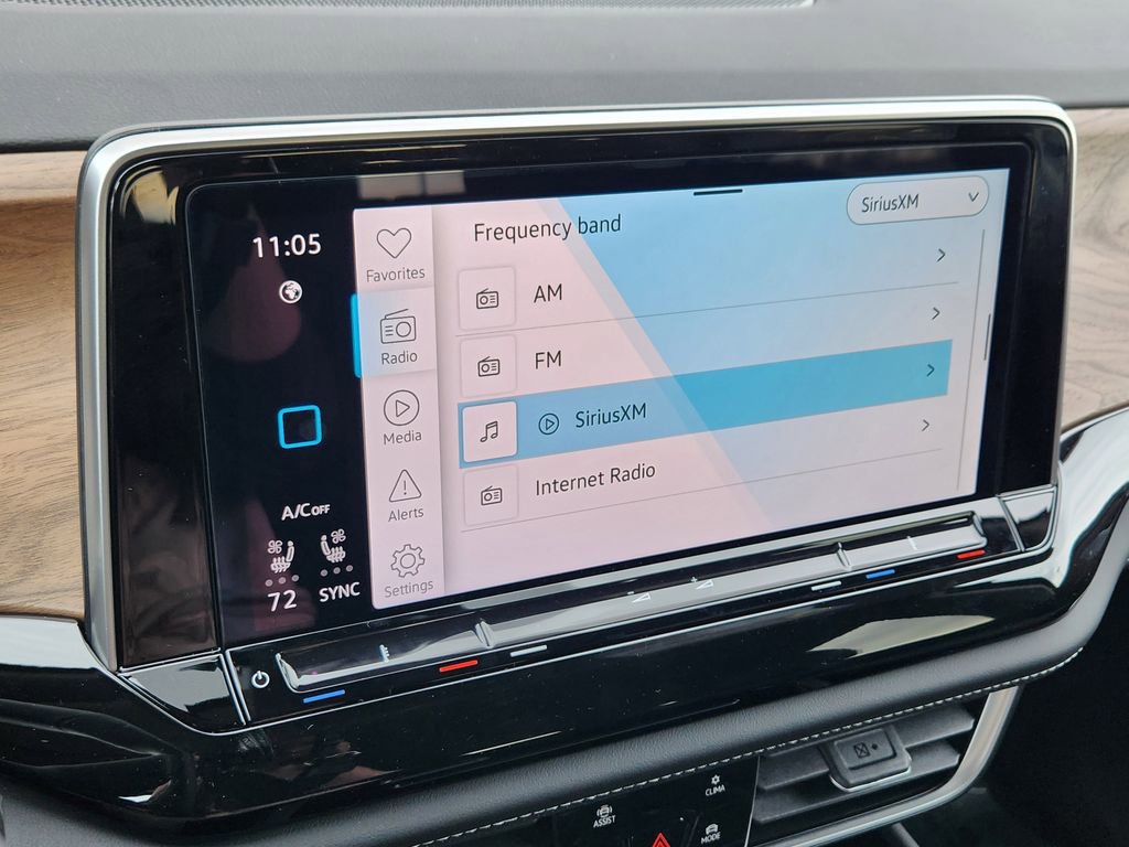 New 2026 Volkswagen Atlas SE image 8