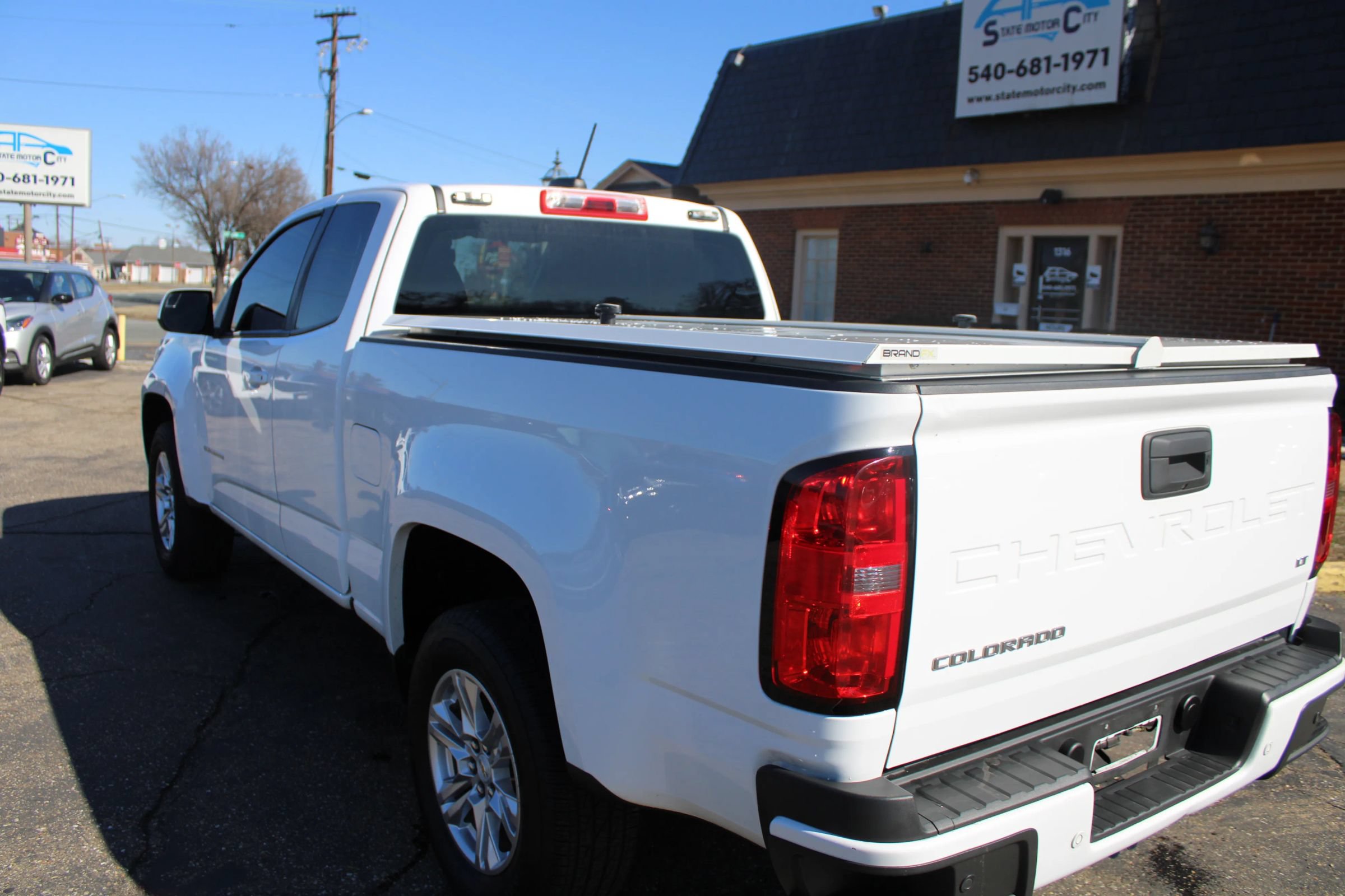 Used 2021 Chevrolet Colorado LT w/ Fleet Safety Package RWD image 38