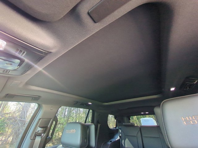 Used 2026 Chevrolet Tahoe High Country image 16