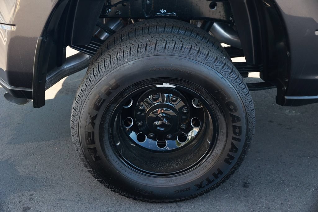 New 2026 RAM 3500 Big Horn AWD/4WD image 9