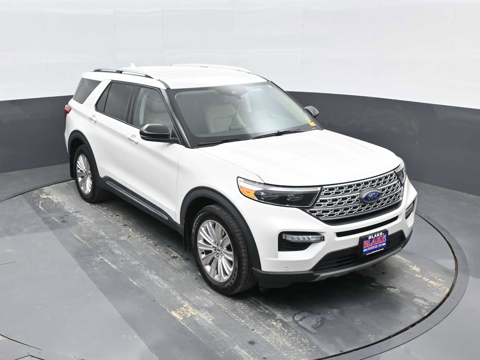 Used 2020 Ford Explorer Limited w/ Class III Trailer Tow Package AWD/4WD image 20