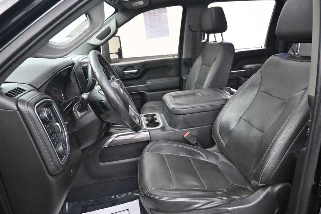 Used 2020 Chevrolet Silverado 3500 LTZ w/ LTZ Texas Edition image 26