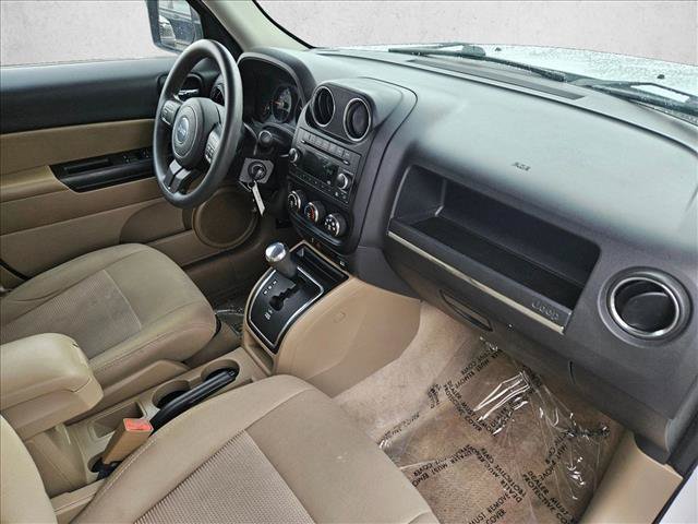 Used 2014 Jeep Patriot Sport FWD image 18